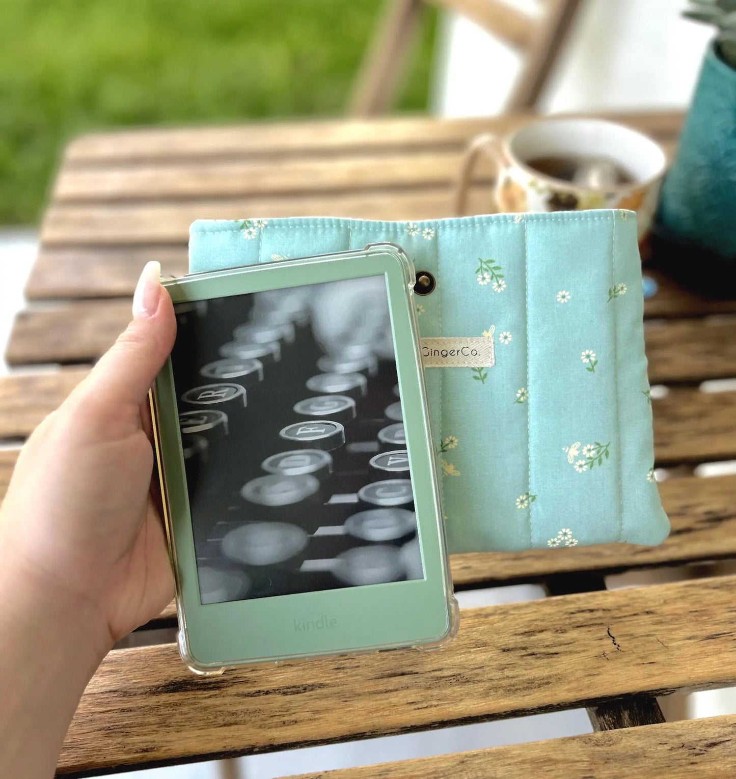 Padded Kindle Basic Pouch